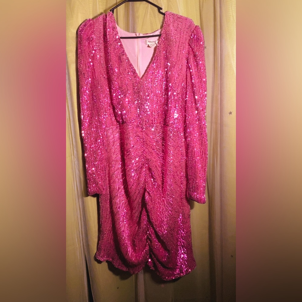 Glamorous Pink Sequin V-Neck Dress